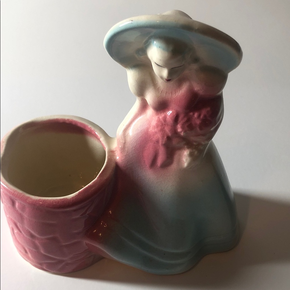 VTG Vintage Lady Figurine Planter